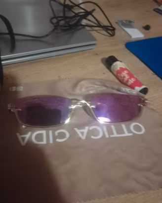 occhiali da sole