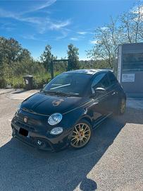 Abarth 595 scorpioneoro