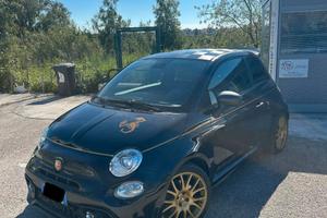 Abarth 595 scorpioneoro
