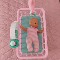 culla di Nenuco con bambolotto