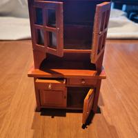 mobile per casa delle bambole