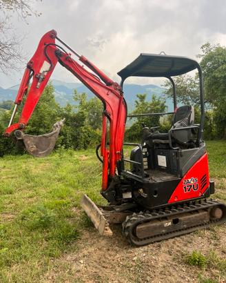 Escavatore Hitachi 18 quintali