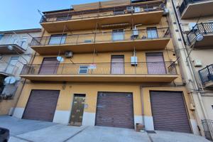 Appartamento e garage Aragona