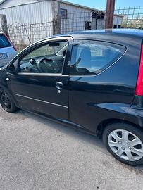 PEUGEOT 107  PERFETTA CAMBIO AUTOMATICO