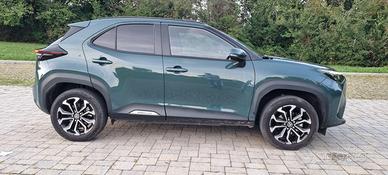 YARIS CROSS