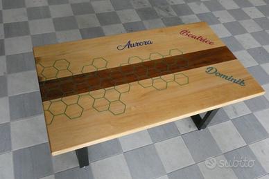 Tavolo in legno massello