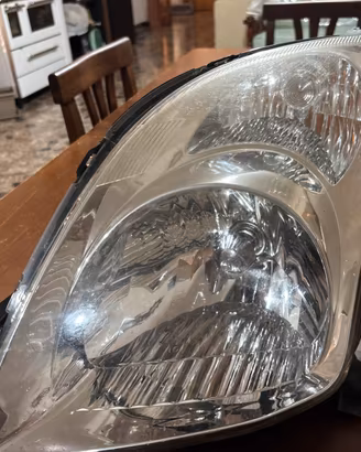 Faro anteriore sinistro suzuki swift 2005 - 2009