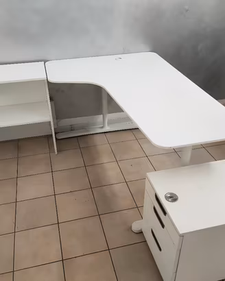 Arredamento ufficio completo 