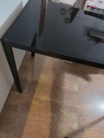 tavolo in vetro sala da pranzo