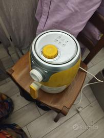 Friggitrice ad aria ariete. 30 euro