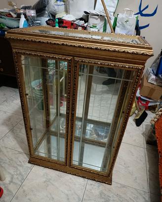 vetrinetta vintage con pensili 