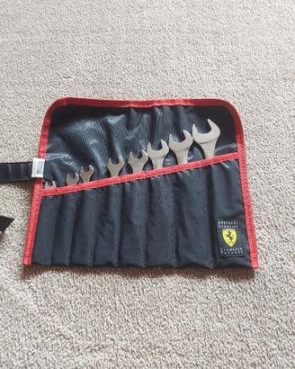 Set di Chiavi Edizione Limitata Scuderia Ferrari