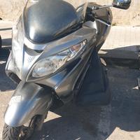 Suzuki Burgman 400 - 2012