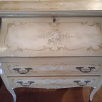 Maggiolino con ribaltina-Scrittoio stile veneziano