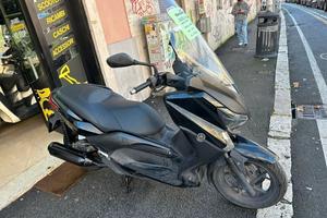 Yamaha X-Max 250 fine 2015 - PERMUTE