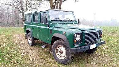Land  Rover Defender td5 2005