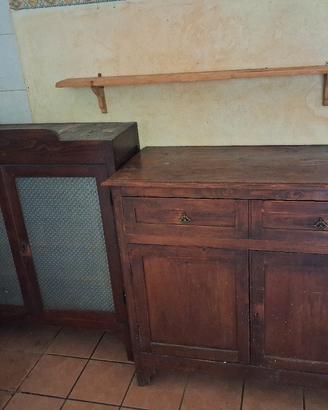 mobile credenza con vetrina arte povera 