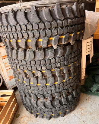 Gomme e cerchi toyota land cruiser patrol pajero