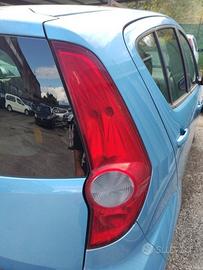 Fanale posteriore destro OPEL AGILA del 2009