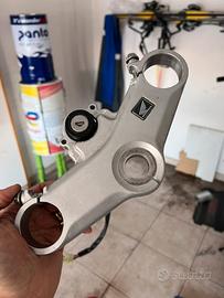 Piastra di sterzo Showa 43mm