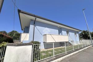 VILLA SINGOLA A PIOMBINO DESE