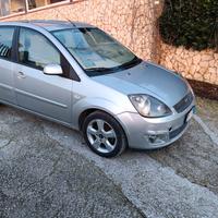 Ford Fiesta 1.4 TDCi 5p. Ghia