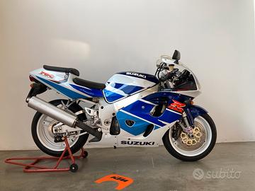 Gsx r 750 srad