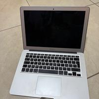 Apple MacBook