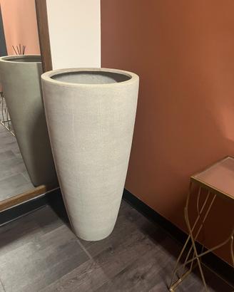 Vaso in cemento grigio alto 100cm