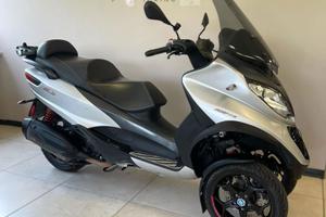 Piaggio MP3 400
