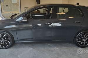 GOLF 1.0 eTSI 81kW EVO Life