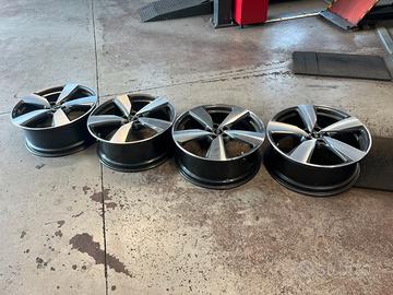CERCHI  ORIGIALI AUDI 8,5 X21   NUOVI !!!!