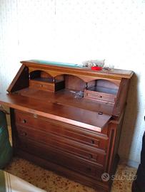 Scrittoio con ribalta / Secrétaire