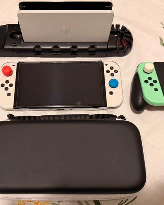 Nintendo Switch OLED + Game + Accessori Come Nuova
