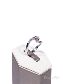 Anello solitario