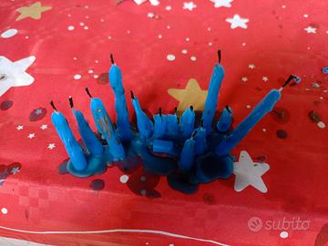 opera d'arte i resti del compleanno 