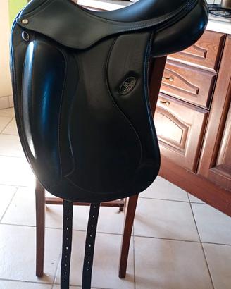 Sella dressage