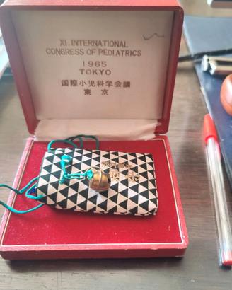 Souvenir Congresso pediatria 1965 Tokyo omamori