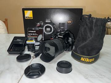 NIKON D3200 + obiettivo kit NIKKOR 18-150 e altro