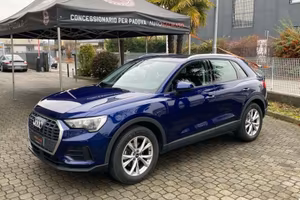 Audi Q3 35 TDI quattro S tronic Business 150 CV