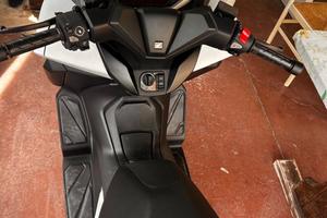 Honda forza 350