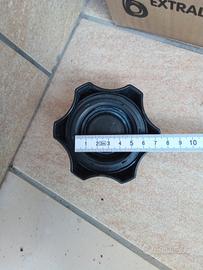 Tappo serbatoio senza chiavi