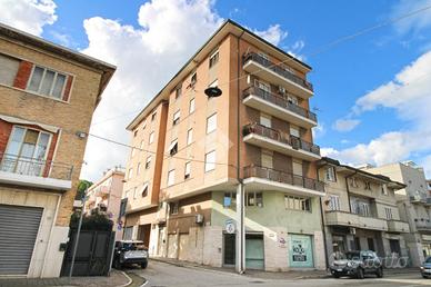 3 LOCALI A PORTO SANT'ELPIDIO