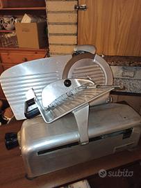 Affettatrice professionale OMAS TN 250
