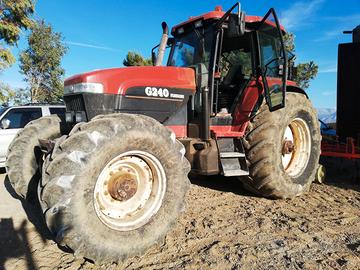 NEW HOLLAND G240