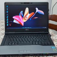 Notebook Fujitsu INTEL i7 quad-core 8GB 14 pollici
