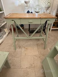 Buffetta con piattiera.