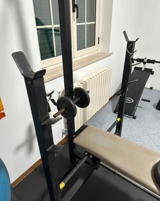 Attrezzatura palestra panca bilanciere pesi manubr