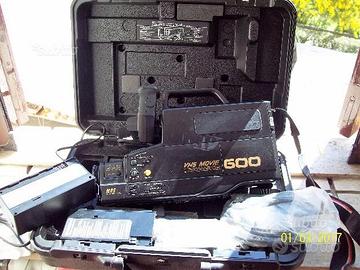 Telecamera VHS HITACHI 600