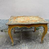 Tavolino basso da salotto in legno dipinto vintage